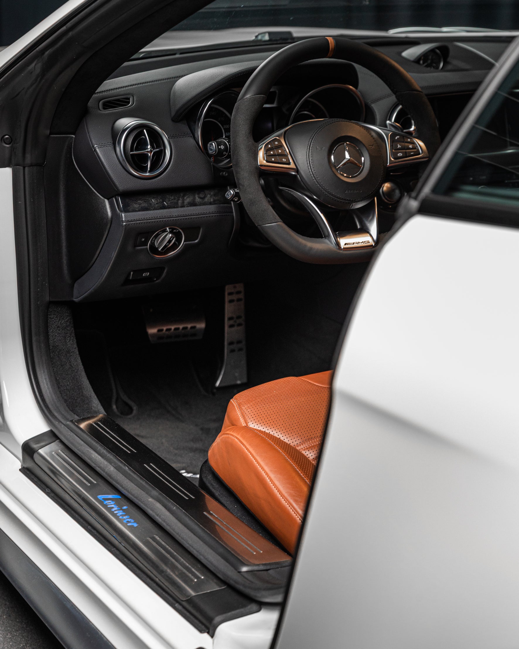 Mercedes-Benz SL 63 AMG